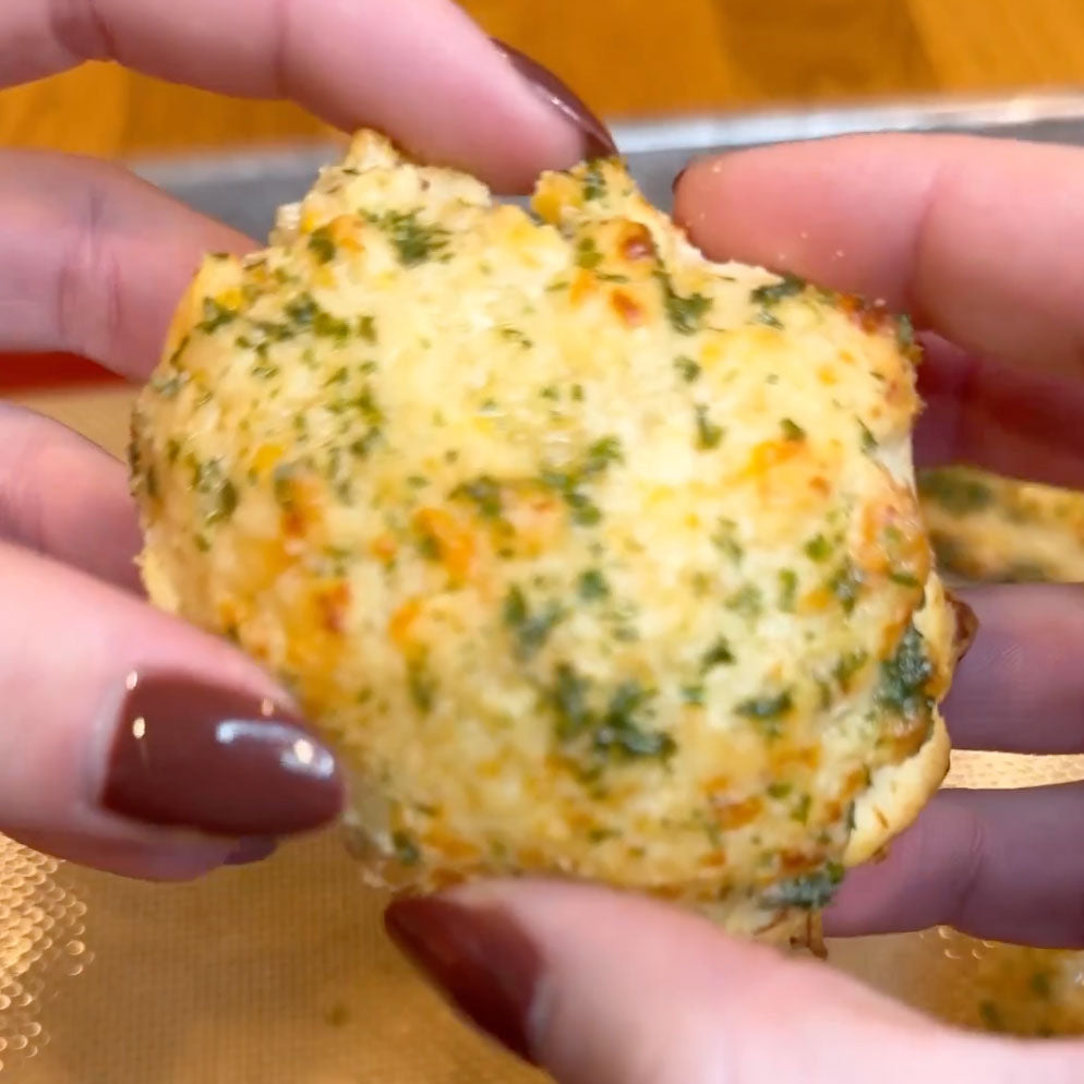 Low Carb Cheddar Biscuits